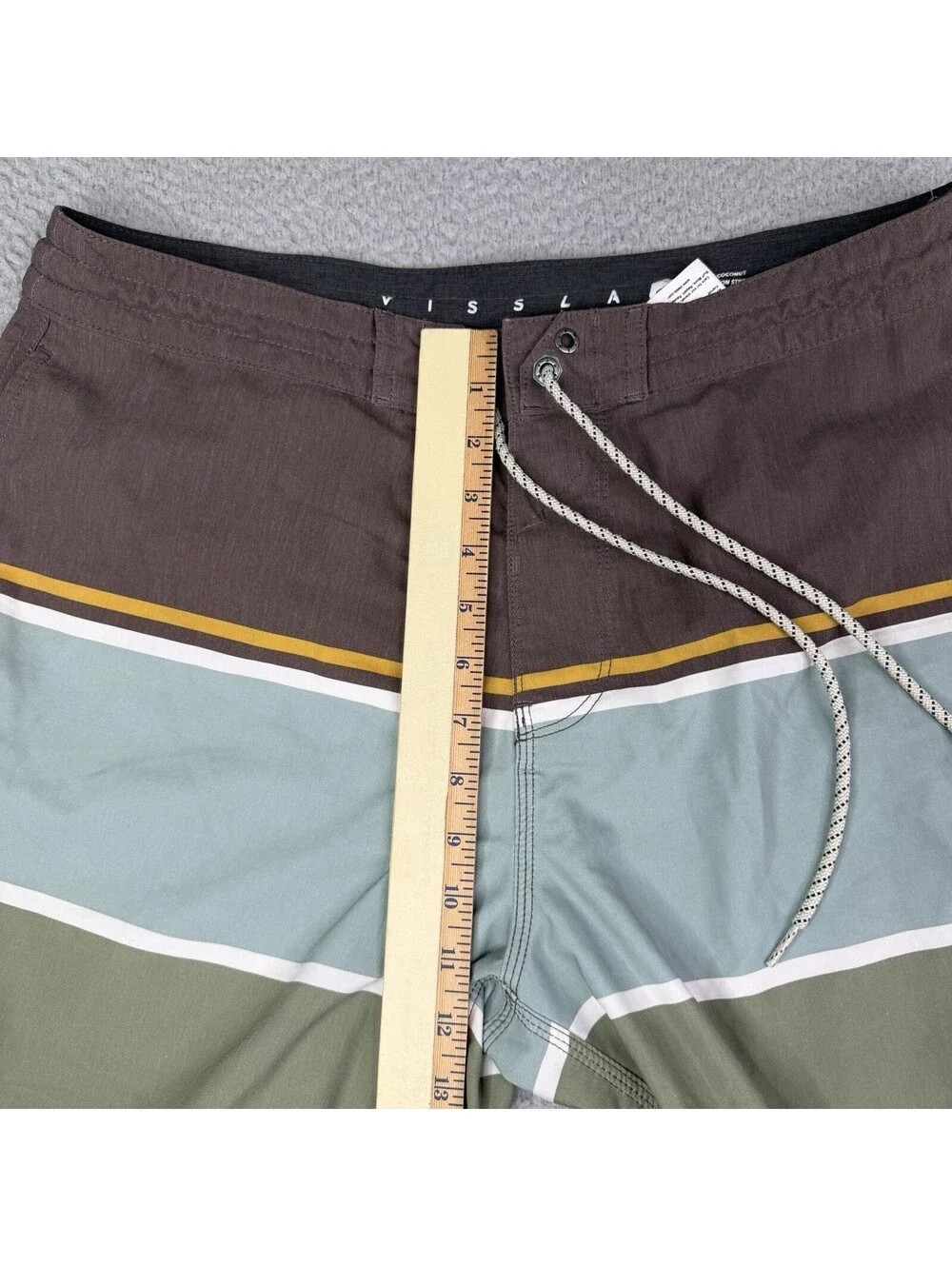 Vissla Upcycled Coconut Fabric Colorblock Boardshorts Hybrid Swim Men's 34x9